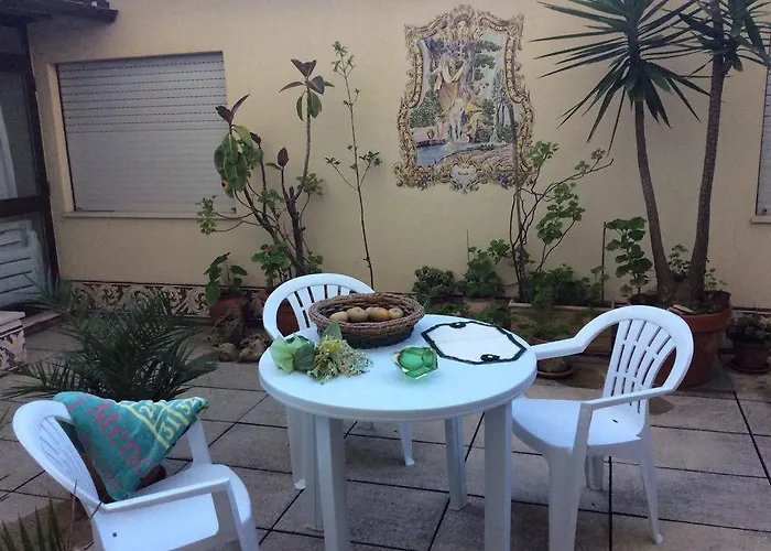 Konukevi Near The Espinho (Aveiro)